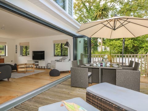 Cottage | Balcony