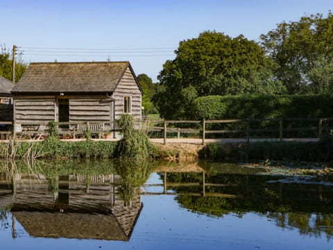 Cottage | Property grounds