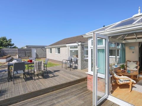 Cottage | Front of property