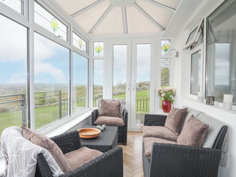 Cottage | Living area
