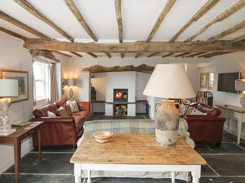 Cottage | Living room | TV