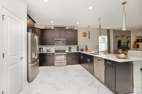 8812CrudenBay,ChampionsGate_07