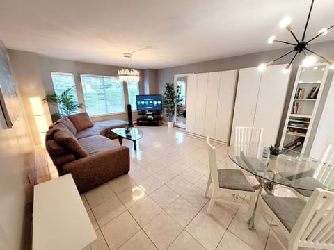 Living Room. Entrance view point.