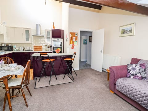 Cottage | Living room | TV