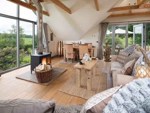 Cottage | Living room | TV