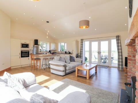 Cottage | Living area