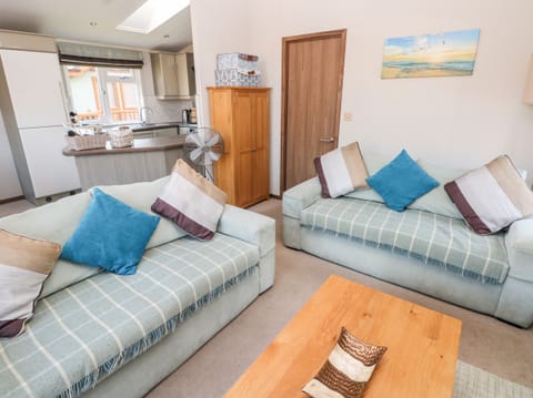 Cottage | Living area