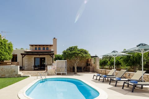 Private pool