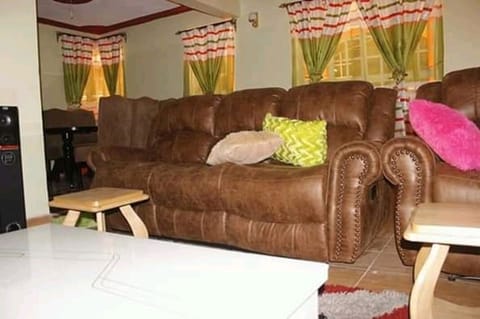 Apartment | Living area | 32-inch TV with digital channels