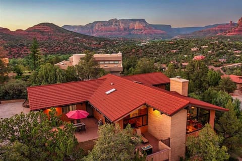 Gorgeous View Surrounding You at this Beautiful Home in Uptown Sedona