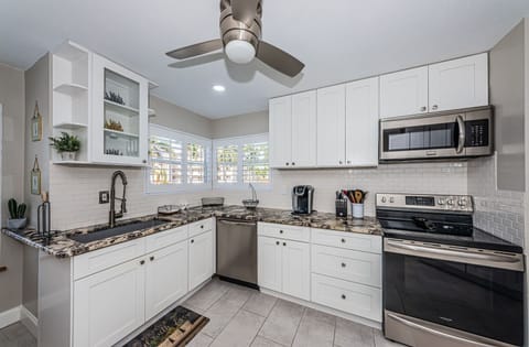 web-or-mls-Kitchen 3-3