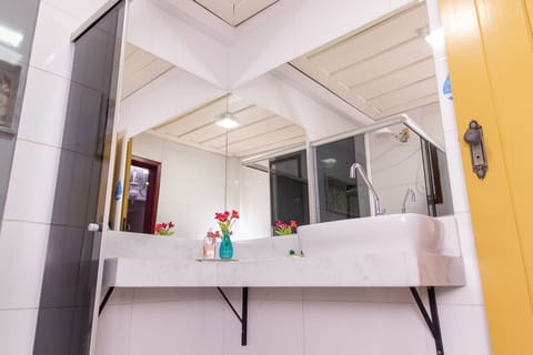 Shower, free toiletries, towels, soap