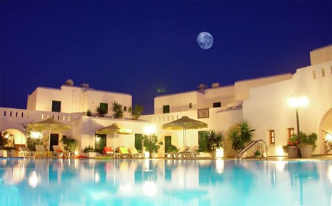 Seasonal outdoor pool, open 11 AM to 8 PM, pool umbrellas, sun loungers