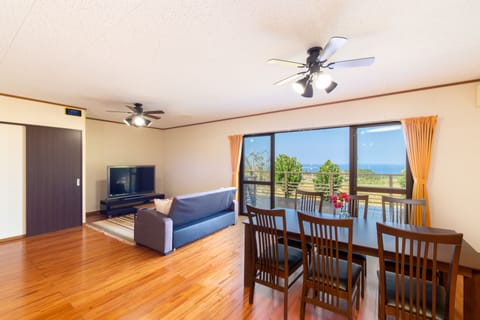 Panoramic Villa | Living area | Flat-screen TV