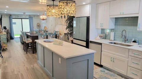 Brand New Kitchen, Appliances, Floors and Ceiling