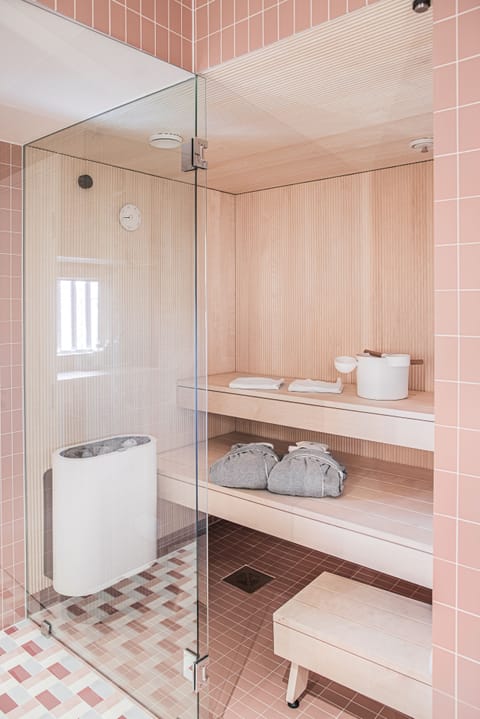 Loft Junior Suite | Premium bedding, desk, iron/ironing board, free WiFi