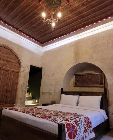 Exclusive Room, 1 Bedroom, Non Smoking | Minibar, in-room safe, free WiFi, bed sheets