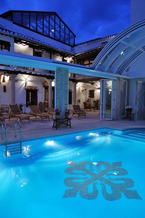Indoor pool, outdoor pool