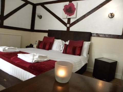 Iron/ironing board, free cribs/infant beds, rollaway beds, free WiFi