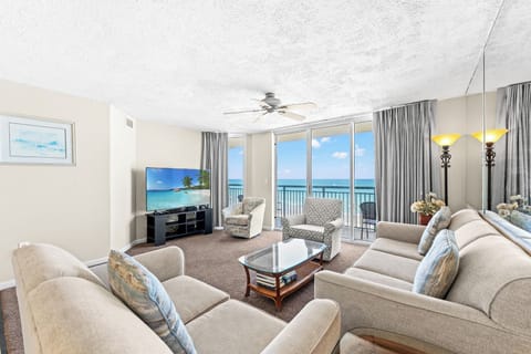Oceanfront Living Room 