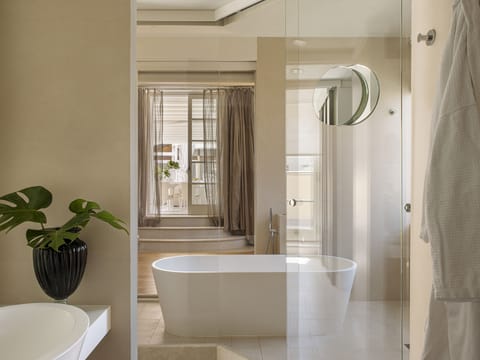 Emperor Nero Suite, Spa Access | Bathroom | Rainfall showerhead, designer toiletries, hair dryer, bathrobes