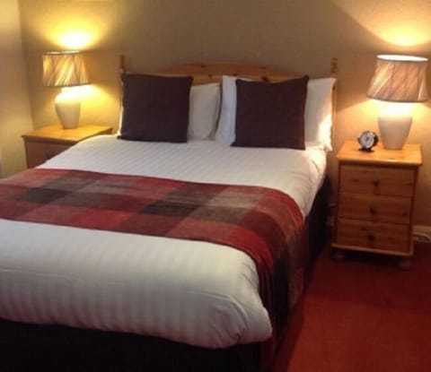 Double Room | Iron/ironing board, free cribs/infant beds, free WiFi