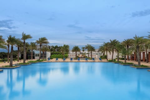 Outdoor pool, pool umbrellas