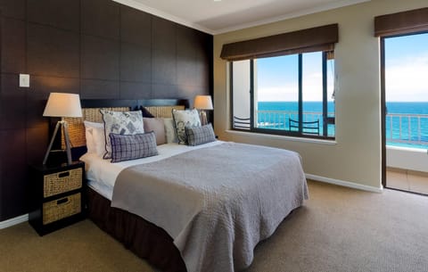 Egyptian cotton sheets, premium bedding, pillowtop beds, in-room safe