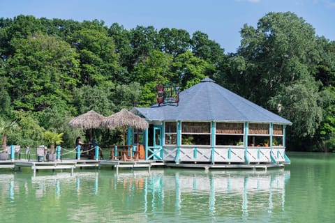 Beach bar