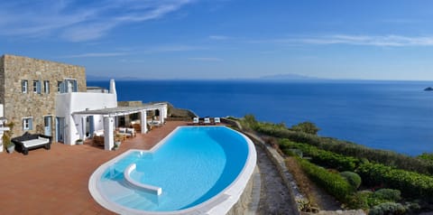 POOL AREA
