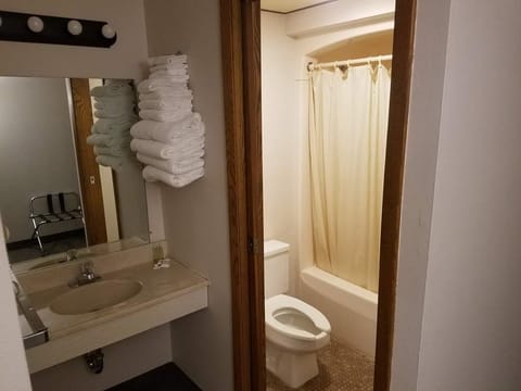 Free toiletries, towels