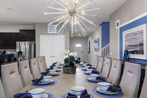 Elegant dining room table