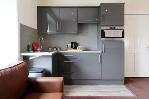 Superior Double or Twin Room, Sea View | Hypo-allergenic bedding, in-room safe, desk, laptop workspace