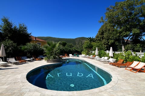 Seasonal outdoor pool, open 8:00 AM to 11:00 AM, pool umbrellas