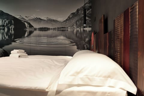 Camera Doppia Superior | Individually decorated, individually furnished, desk, laptop workspace