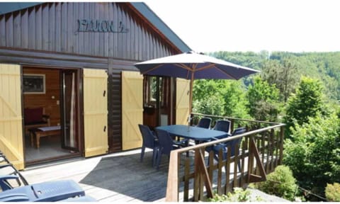 House | Outdoor dining