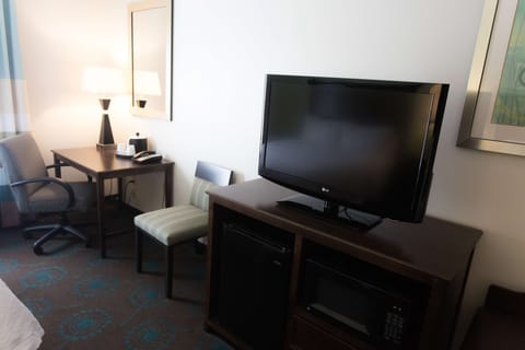 King bed sofa | In-room safe, iron/ironing board, free cribs/infant beds, free WiFi