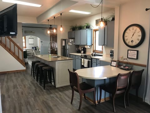 Everything you need to make an amazing breakfast, lunch or dinner!