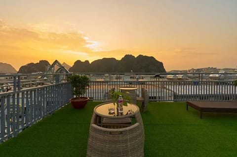 Sundeck