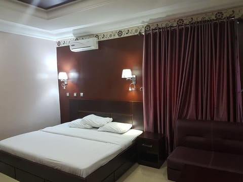 Single Room | Free WiFi, bed sheets