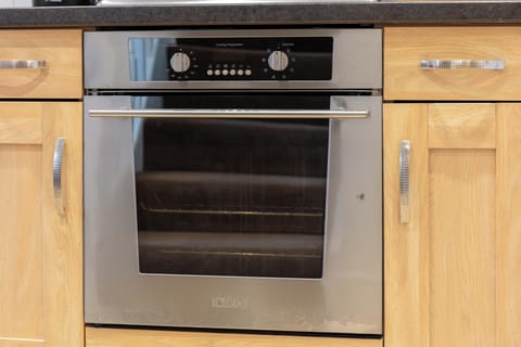 Basic Apartment, 1 Double Bed, Non Smoking | Room amenity