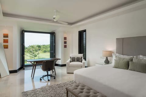 It was clean, beautifully decorated, and very spacious for the six of us!. Chris Z