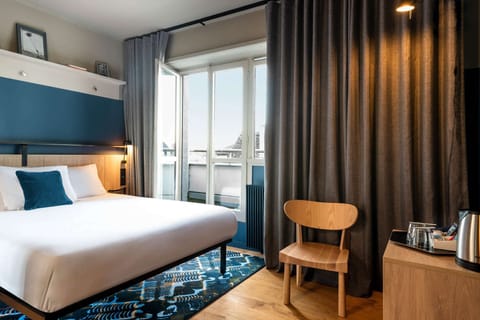 In-room safe, desk, blackout drapes, iron/ironing board