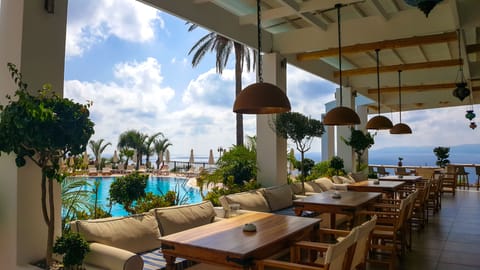 Sundeck