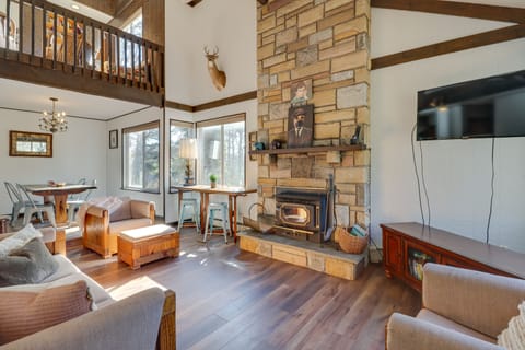 Long Pond Vacation Rental | 3BR | 4BA | 3,000 Sq Ft | Stairs Required