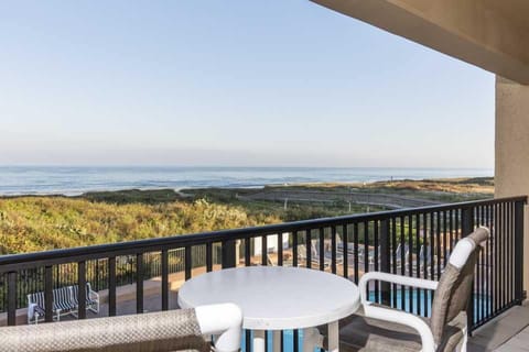 Ocean views as far as the eye can see, salty breeze on your skin, and sandy memories that will last a lifetime. Book now and it could all be yours.