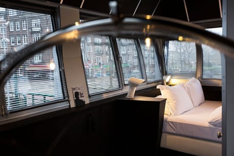 Apartment, 1 Double Bed, Canal View | 1 bedroom, in-room safe, individually decorated, individually furnished