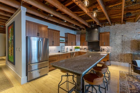 Large fully stocked kitchen. Coffee included.