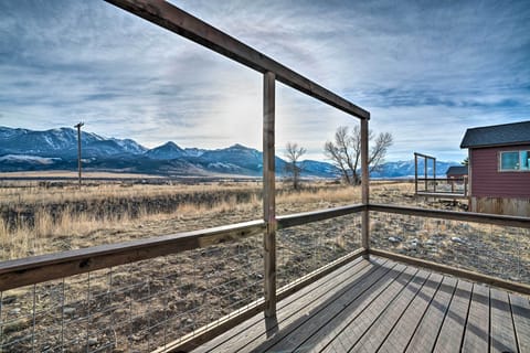 Livingston Vacation Rental | 1BR | 1BA | 425 Sq Ft