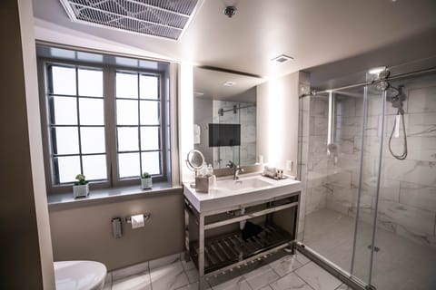 Egyptian cotton sheets, premium bedding, pillowtop beds